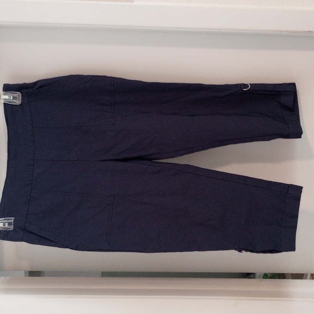 Bella Rose Closet Navy Capris